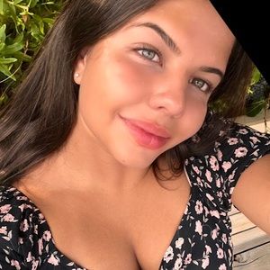 Meet your Posher, Loren